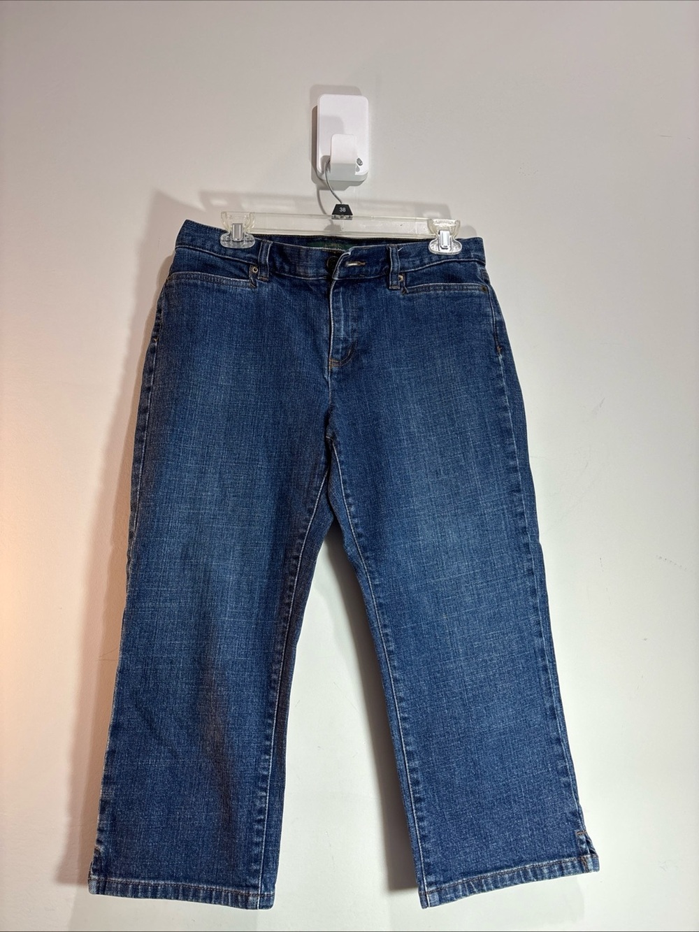 Lauren Jeans Co Women's Dark Blue Capri. 1328